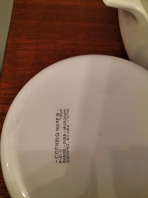 Set of Corning ware, Saucepan & Lid & Casserole Dish with Lid