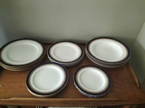 Spode Dinner Service 4 Place Setting Pattern Knightsbridge