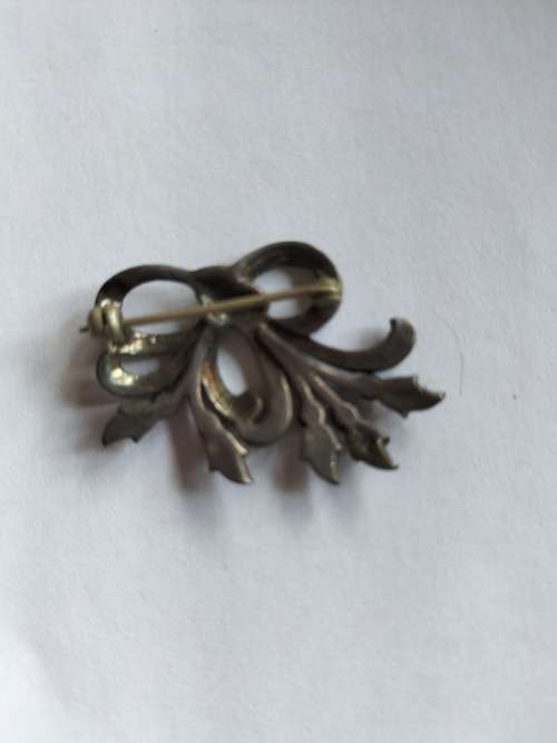 Silver Marcasite Bow Brooch