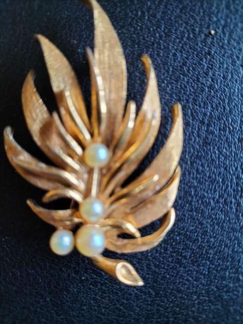 Original Marcel Boucher Gold Tone & Cultured Pearl Brooch