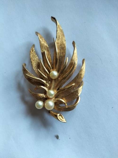 Original Marcel Boucher Gold Tone & Cultured Pearl Brooch