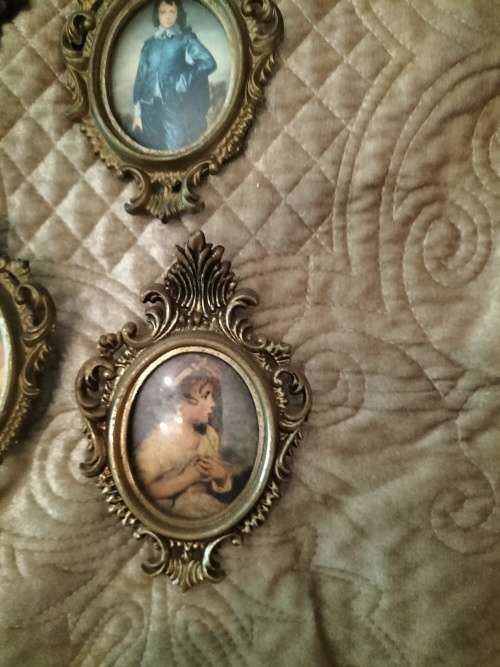 Set 0f 5 Ornately Framed Victorian style pictures