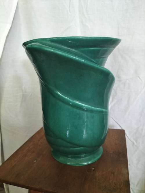 Large Lucia Ware Green Vase