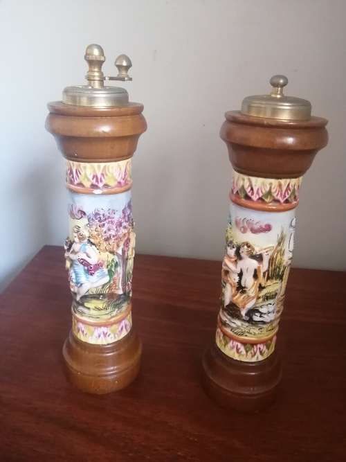 Capidomonte Salt and Pepper Grinder