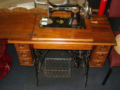 Singer sewing machine