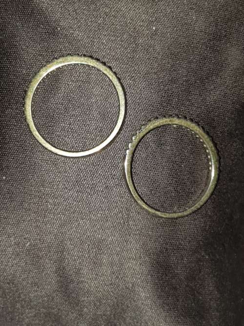 9ct White gold bands set