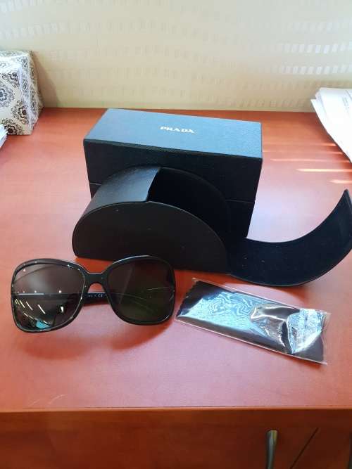 PRADA WOMENS SUNGLASSES