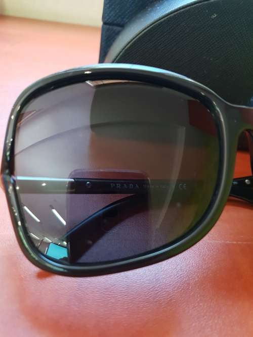 PRADA WOMENS SUNGLASSES