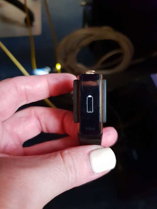Fitbit Alta HR - tracker with black Milanese replacement strap