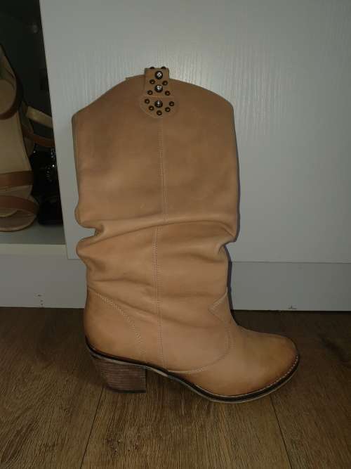 Aldo WEHNES women's boots, size 7