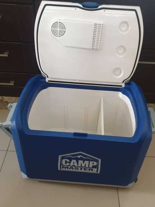 Camp Master 40L THERMO ELECTRIC COOLER & WARMER