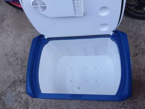 Camp Master 40L THERMO ELECTRIC COOLER & WARMER