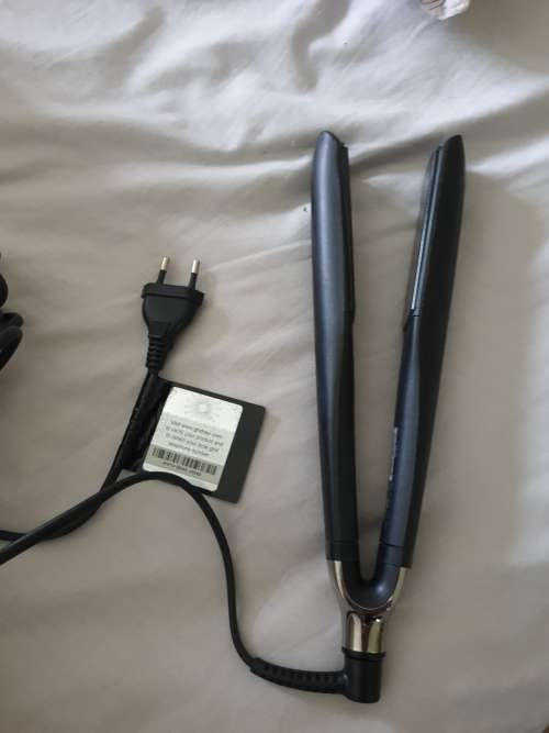 GHD Platinum + black styler - previously loved