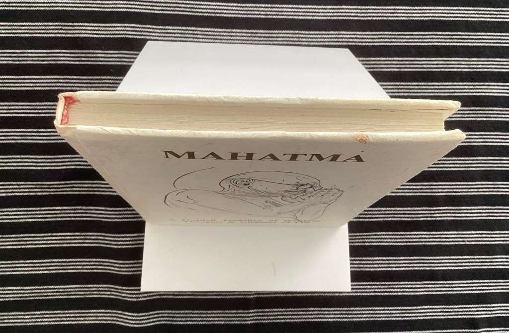 Mahatma. A Golden Treasury of Wisdom. Hardcover, in excellent condition.