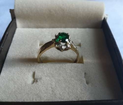 Gold rings 9ct yellow Gold