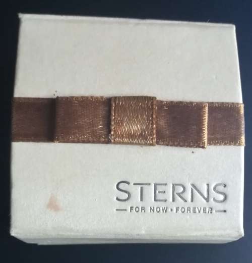 Gold rings 9ct yellow Gold