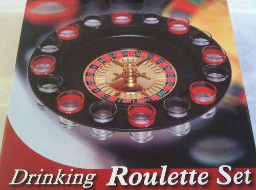 ROULETTE DRINKING GAME SET (Comes With 2 Balls and 16 Shot Glasses)