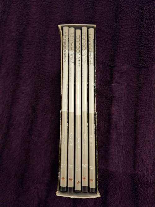 Movies and Television DVD MOVIES Nip Tuck Season 3  DVD movies