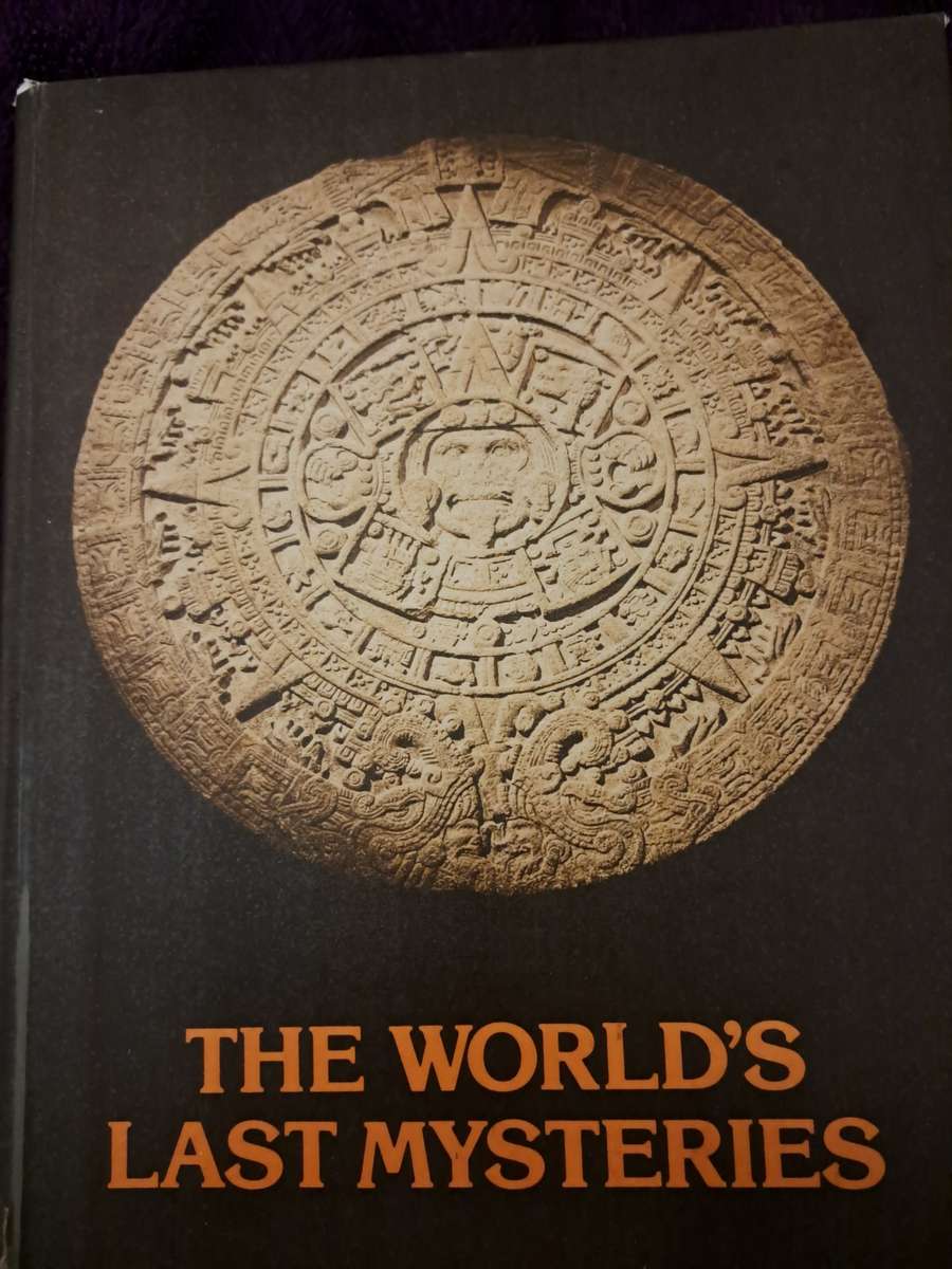 VINTAGE Books The World`s Last Mysteries