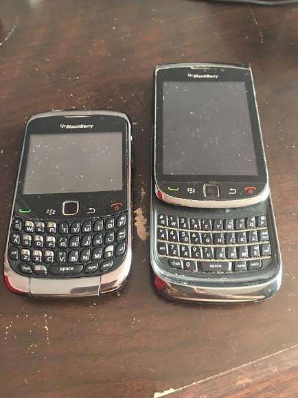 blackberry 9800 +9300 (as is not switching on ) but in very good condition