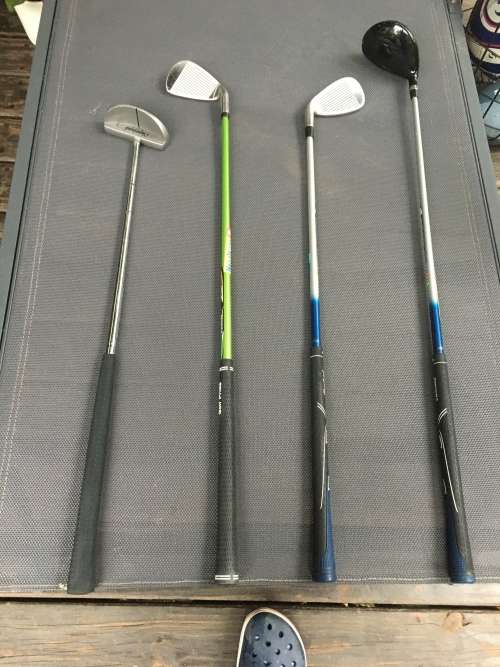 Cleveland Junior Golf Starter Pack- Mint Condition, Great Value !!!