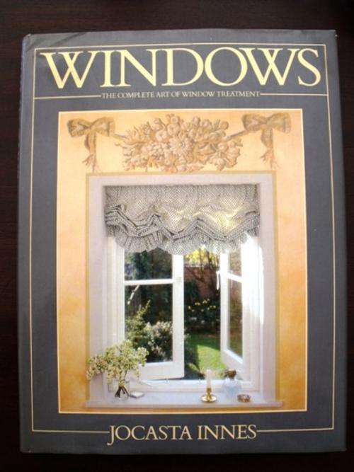 WINDOWS :  JOCASTA INNES