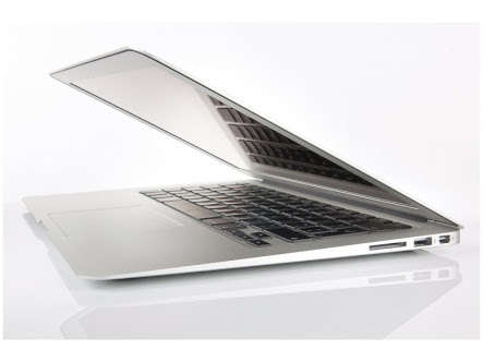 Apple Macbook Air - 11,6"    Intel Core i5-5250U - 128 SSD - 4GB RAM  - CYCLE COUNT 10