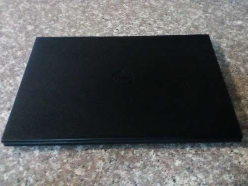 Dell Insipron 15 3543 - 15.6" - i5-5200U - 1 TB HDD - 8 GB RAM DDR3 - HDMI - NVIDIA GeForce 820M