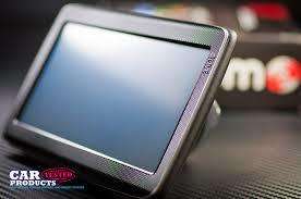 TOMTOM LIVE- 825  RETAIL'S FOR ***R3999.00*** South African Maps