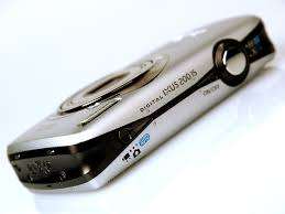 Canon ixus 200 i5  - 12.1 MP - HDMI AND MANY MORE VALUED @ R5999.00