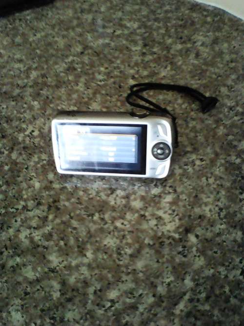 Canon ixus 200 i5  - 12.1 MP - HDMI AND MANY MORE VALUED @ R5999.00