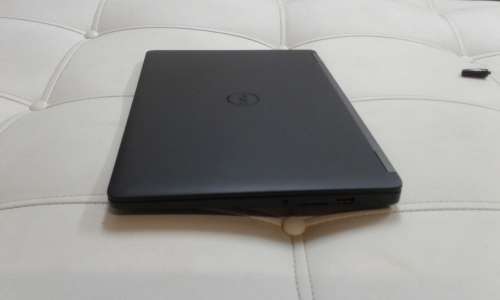 Dell Latitude E7470 -14.0" Full HD - i5-6200U - 256 SSD - 4 GB RAM- HDMI - Win 10 -Backlit Keyboard