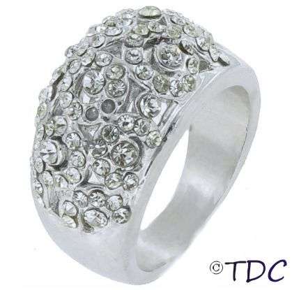 SALE!! Sparkly Circles Ring Size Q