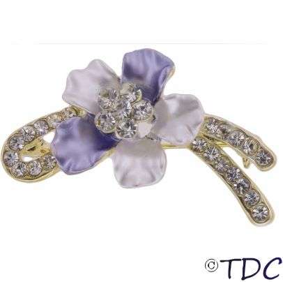 SALE!! Elegant Floral Brooch
