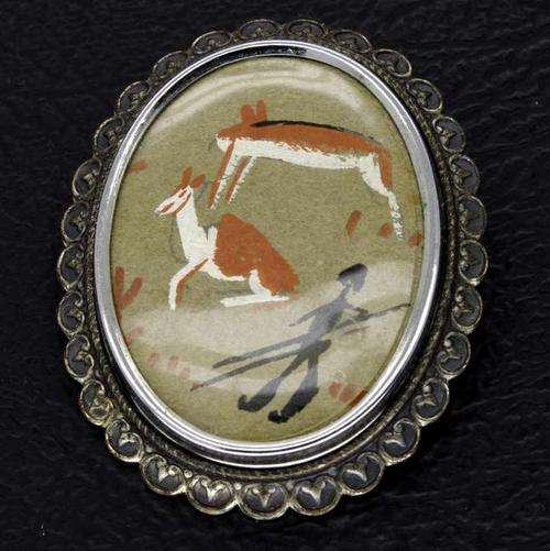 TLM Framed Brooch (Made in England) -- Add your own photo :)