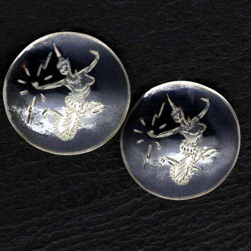 Vintage Siam Sterling Silver Clip-On Earrings -- Nielloware