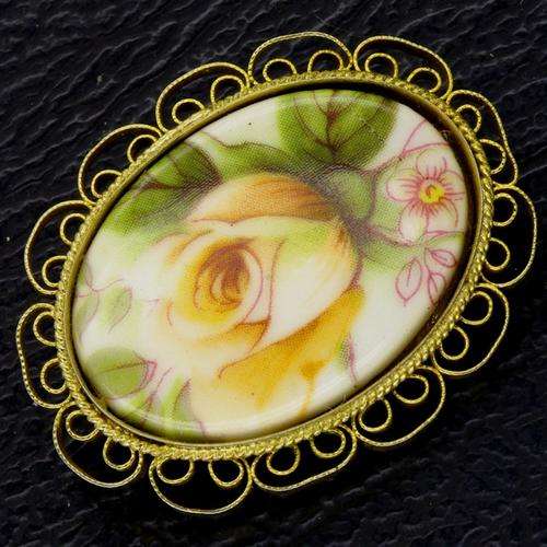 Vintage Framed Rose Brooch -- Broken Pin