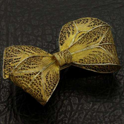 Filigree Bow Brooch