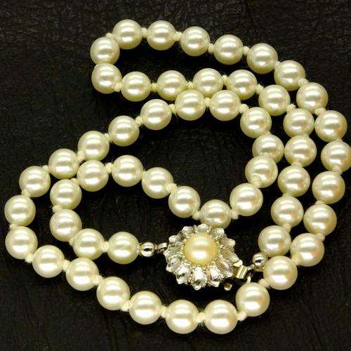 Vintage Faux Pearl Necklace