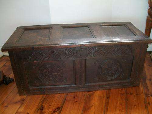 Beautiful Oak Blanket Box