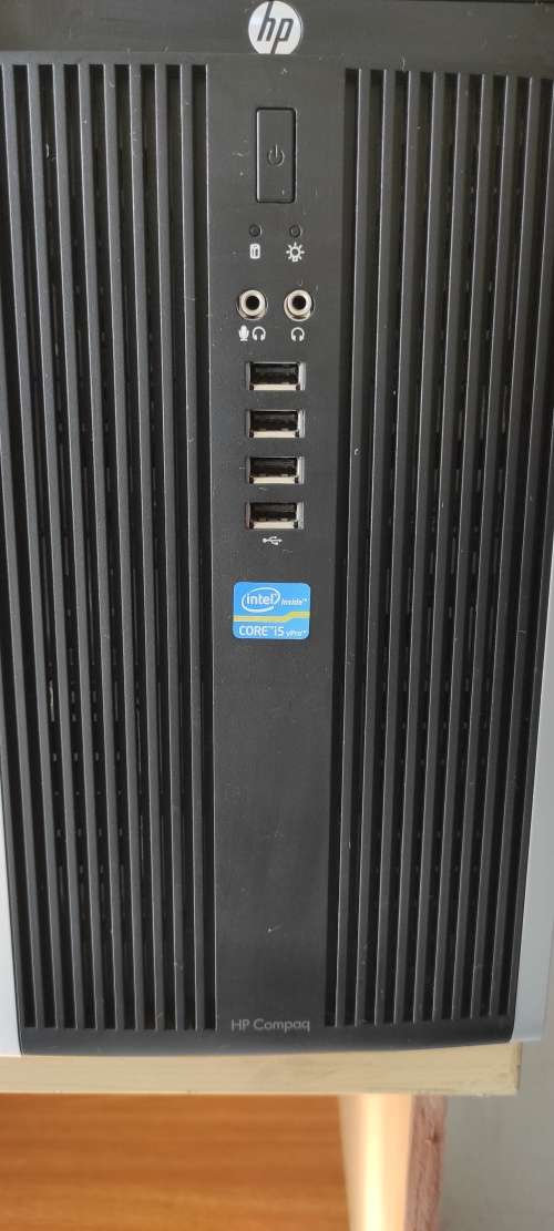 HP Elite 8300 Desktop i5