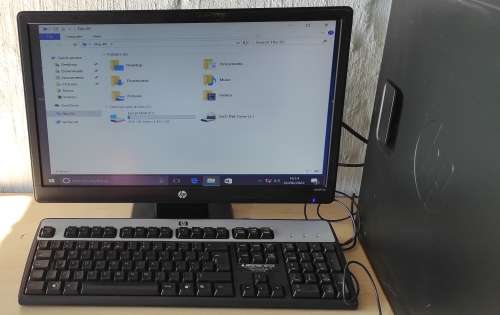 HP Elite 8300 Desktop i5