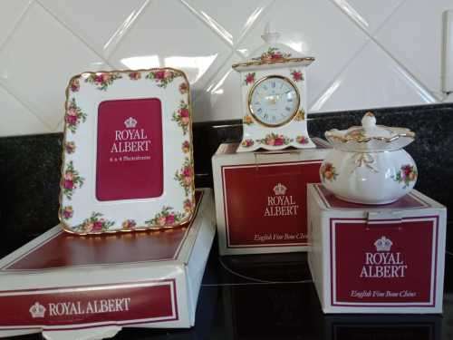 Royal Albert Set - Photo frame, trinket box and clock with original boxes