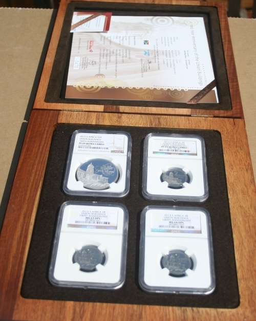 2013 UNION BUILDING NGC GRADED SET WITH BOTH MS GRADEDS