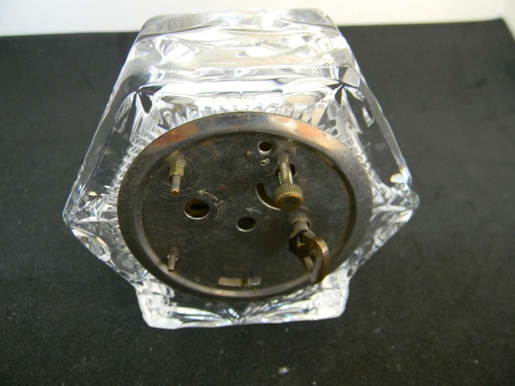 GLASS CLOCK 90MM HIGH CLOCK REQUIRES REPAIR