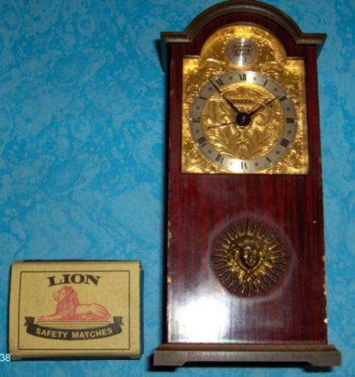 SWIZA TEMPUS FUGIL MINITURE MANTEL CLOCK 405 X 60MM WEIGHT 605G