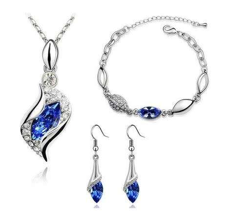 Simulated blue austrian crystal  bracelet, earrings and necklace set