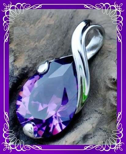 Stunning simulated amethyst pendant