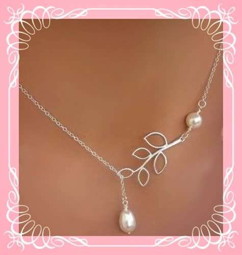 Beautiful and unusual pearl bead and leaf design necklace