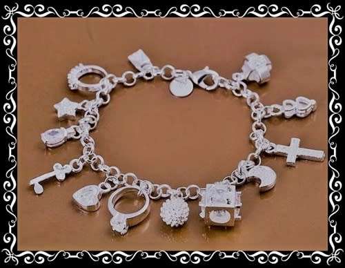 Amazing charm bracelet, compete with charms